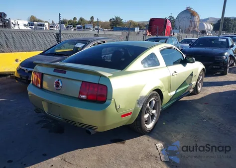 2006 Ford Mustang Gt z USA, uszkodzony, nr VIN 1ZVFT82H765208128